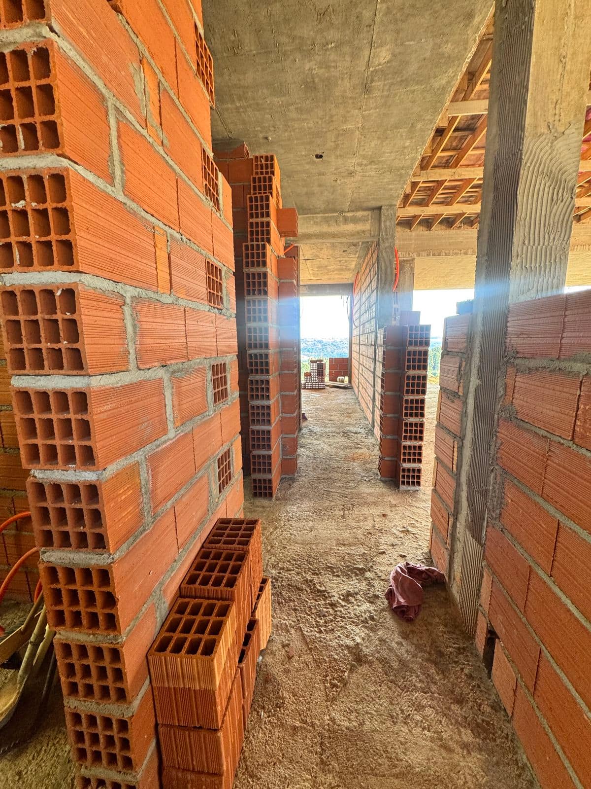 Subsídio máximo Minha Casa Minha Vida Paraná 2026, tabela por cidade e renda familiar